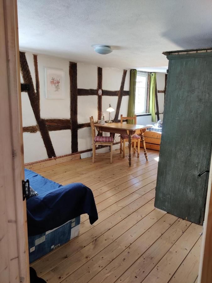 Gemuetliche Gaestezimmer In Einem Neu Sanierten Fachwerkhaus Sachsenheim Exteriér fotografie