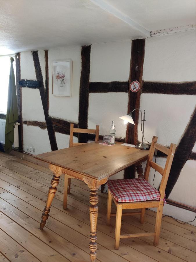 Gemuetliche Gaestezimmer In Einem Neu Sanierten Fachwerkhaus Sachsenheim Exteriér fotografie