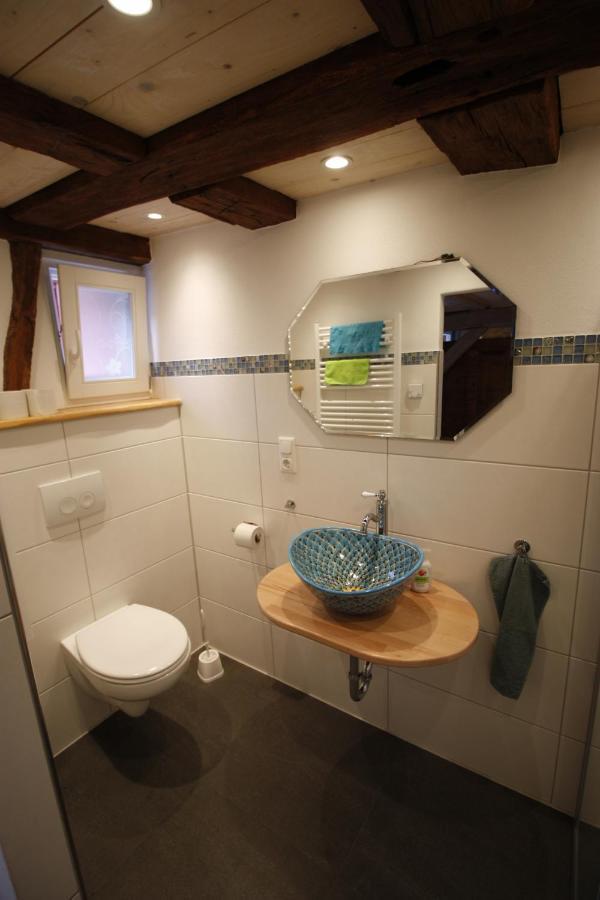 Gemuetliche Gaestezimmer In Einem Neu Sanierten Fachwerkhaus Sachsenheim Exteriér fotografie